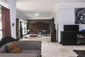 Lovely house near Sanur beach, Denpasar