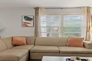 15 Minutes from Downtown Welcome to Woodbridge Guest house, Montgomery