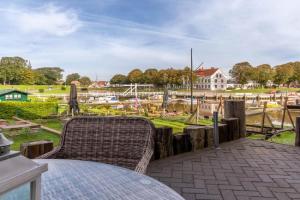 Poller 23-Haus Alte Werft Apartments, Tonning