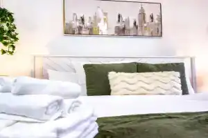 1k Bed Studio Apt With Shared Pool 02, Clearwater