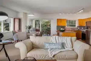 Desirable Blueberry Hill Apartments, Whistler