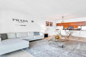Modern 1 Bed in the Heart of Brickell With Free Parking Apartments, Miami