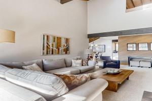Meadow House, Unit 31, Sunriver