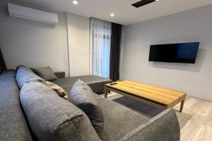 Real Homes Apart-hotel, Lara