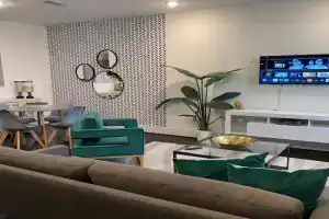 Downtown Gem Stylish, Central & Self Check-In Apartments, Houston