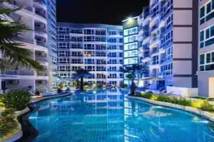 Grand Avenue - Luxury Suite - 2 bedroom 2 baths - Pool-view, Pattaya