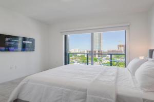 Exclusive Condo in Glamorous Brickell Apartments, Miami