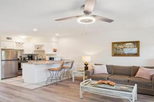 Beach Quarters #5 Apartments, Saint Petersburg