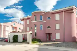 Apartments with parking space, Krk - 21847, Baska