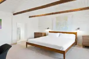 Boutique Room steps from Downtown Mall Rose Jean Room 3, Charlottesville