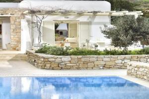 Villa Mon Rêve with Private Jacuzzi "5-minute walk - beach", Ornos