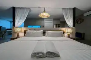 Grand Rock Studio Samui, Lamai Beach