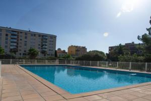 Apartment Les Jardins du Luxembourg by Interhome, Hyeres