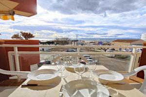 ROCMAR. Apartamento frente al puerto de, el punto de partida perfecto para explorar la belleza natural de la zona. - ES-258-19, Roses