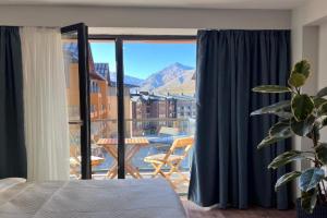 Cozy apartment next to ice rink, Gudauri