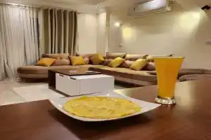 Wa set Apartment, Luxor