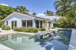 Villa Ardmore - Indulge in Spa Living with Guesthouse & Private Pool, West Palm Beach