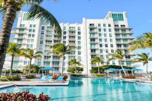 The Edge - Modern High-Rise Living with Wraparound Balcony Apartments, West Palm Beach