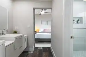Lauderdale Bliss - Mins to Las Olas & Beach Apartments, Fort Lauderdale