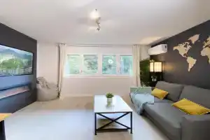 Espectacular Apartamento Con Vistas En Escaldes - 10min Caminando Al Centro - Parking Gratis l by BonesVacances, Andorra La Vella