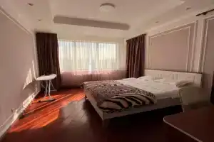 2-h komnatnaya s vidom na gory v ZhK Nurly Tau Apartments, Almaty