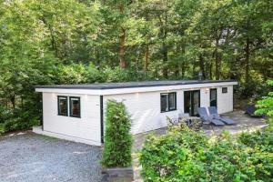 H15, Sauna- en Wellnesschalet geschikt voor 2 personen, Epe