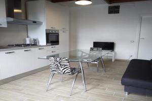Rho appartamento in centro Apartments, Rho