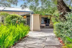 East Parklands Cottage - A Dreamy Garden Hideaway, Adelaide