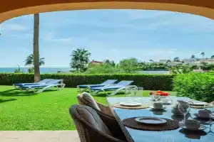 La Joya Seafront by Alfresco Stays Apartments, Fuengirola