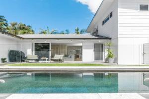 Pool House - Peaceful Luxury,, Byron Bay