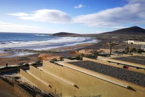 Alquilaencanarias Duplex Playa del Médano Apartments, El Medano