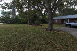 One unit of a fully renovated duplex near FSU Apartments, Tallahassee