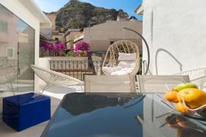 Taormina Suite Downtown Apartments, Taormina