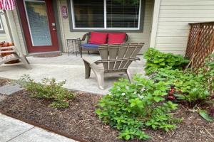 Hidden Gem in SE with hot tub and wood burning fireplace Guest house, Boise