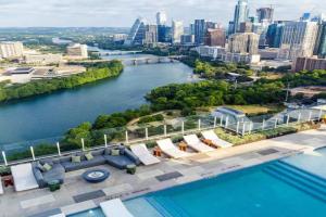 Austin McConaughey Heated Pool by Barcle Guest house, Austin