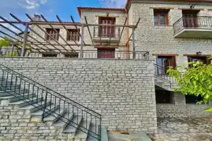 Duke's Horizon Villa in, Arachova