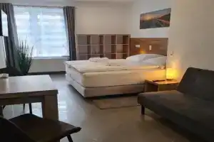 WellandHome - 6 Rooms, Aalen