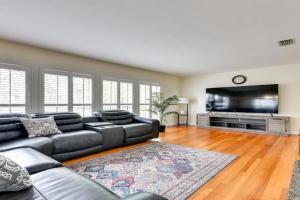 Jacksonville Vacation Home with Trout River Access Guest house, Jacksonville