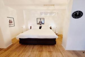 Wohngut-City Apt. 1 Zi. 1 DB + 1 EZ 34 qm mit Parkplatz Apartments, Hagen