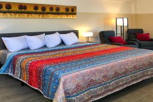 TriLuxe Inn & Studios, Cape Coral
