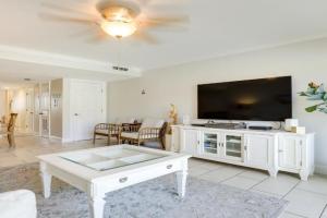 St Augustine Poolside Oasis with Private Patio! Apartments, Saint Augustine Beach