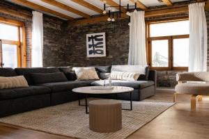 Maison Place Royale by Luxury In Transit Apart-hotel, Montreal