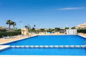 Casa con Piscina en Baños de Europa,, Torrevieja