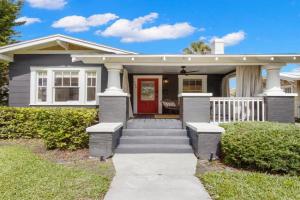 SoHo Serenity - Amazing Home with Private Pool & Hot Tub, SoHo District Guest house, Tampa