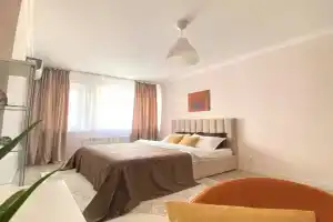 Odnokomnatnaya s vidom na Botanicheskiy sad Apartments, Astana