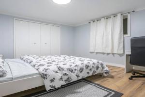 CenterStreet-Cozy 1bedroomSuite, Calgary