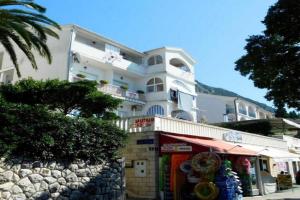Apartments and rooms by the sea, Makarska - 21986, Gradac