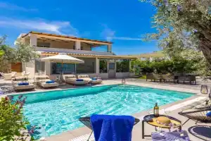 Villa Ammos, Afantou