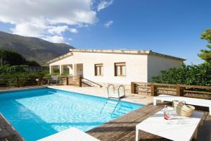 Villa Paradiso, Castelluzzo