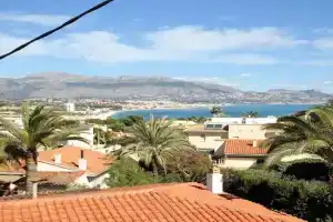 Yamato Apartment, Albir